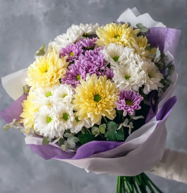 Монобукет из хризантем «Сиреневый рассвет»
