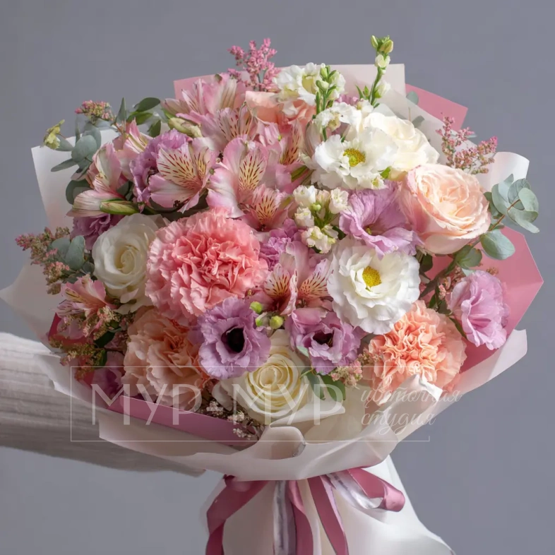 Букет с альстромериями &laquo;Калейдоскоп чувств&raquo;
