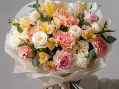 Букет с альстромериями «Альстромерия в ритме солнца»