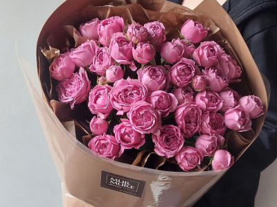 Розовый пионовый  букет