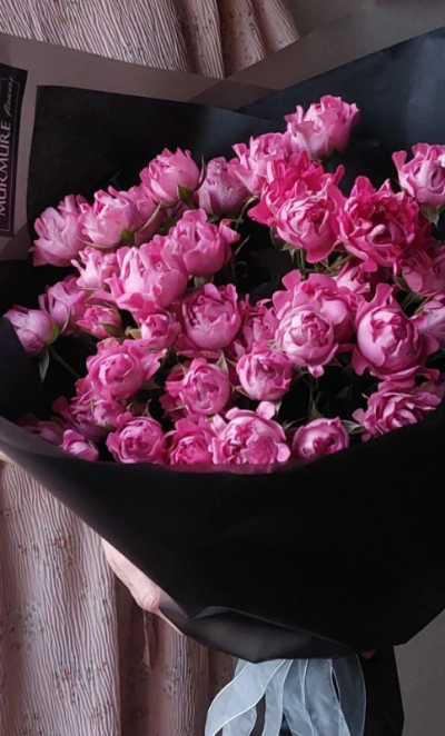 Розовое изящество