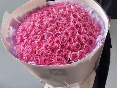 101 розовая роза Аква