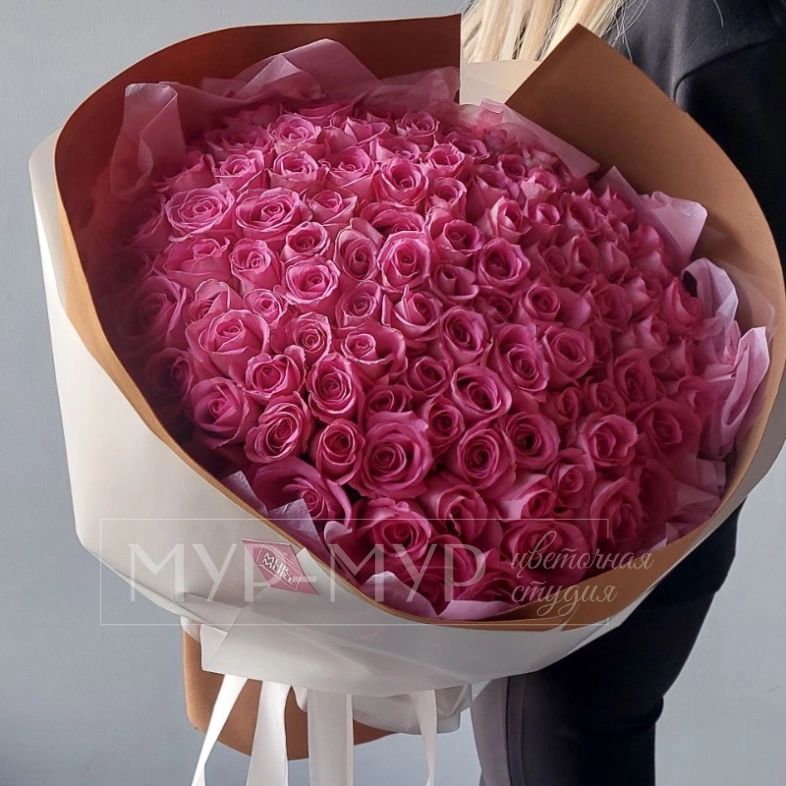 101 розовая роза 