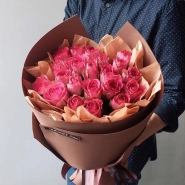 21 Кенийская роза 40 см &laquo;Розовый букет любви&raquo; 0