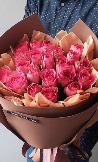 21 Кенийская роза 40 см «Розовый букет любви»