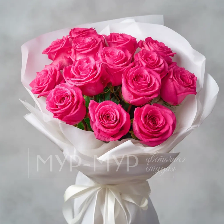 15 розовых роз 50 см