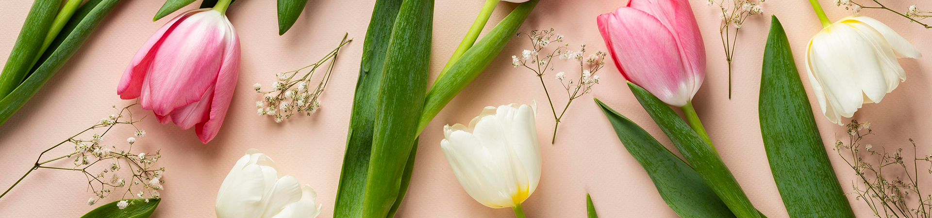 Цветы в сумочках